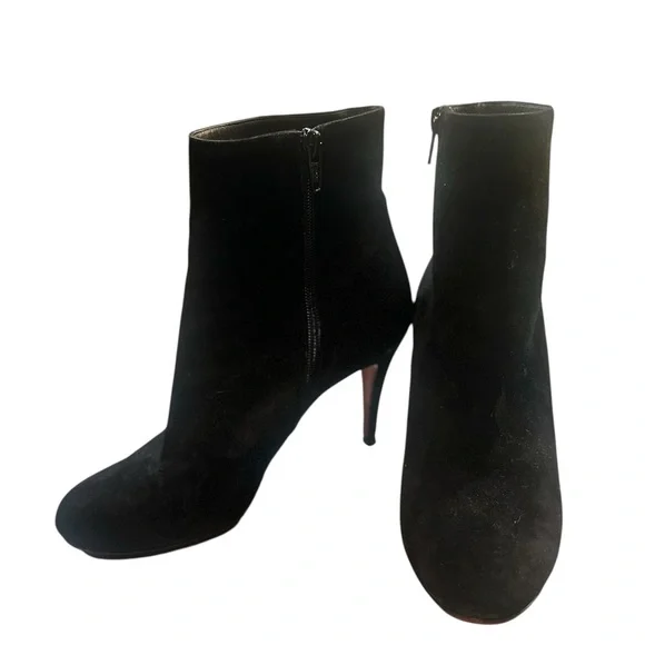 Christian Louboutin Classic Black Ankle Booties - Picture 4 of 6